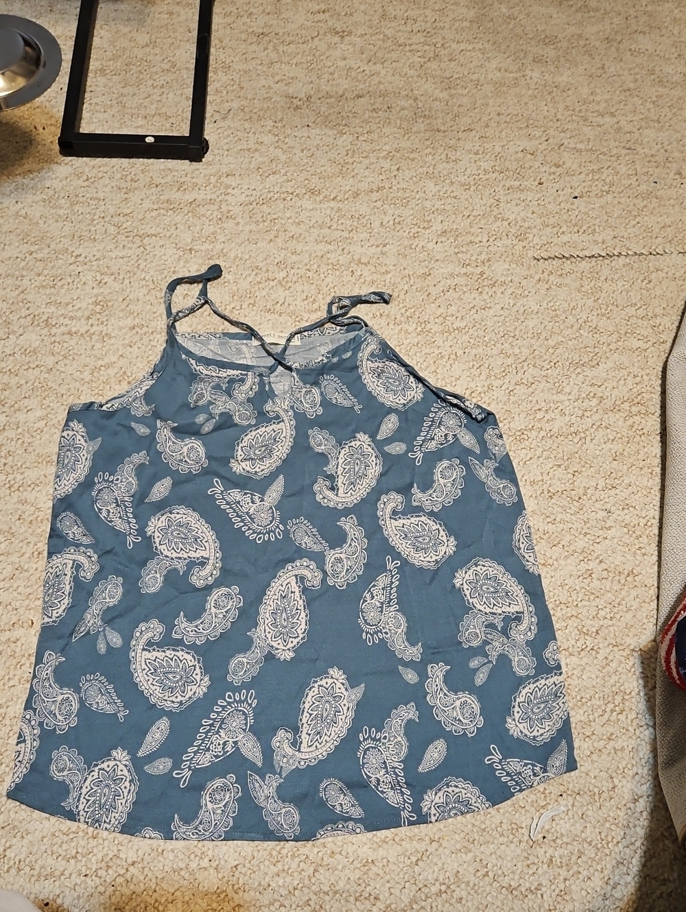twenty second Teal Paisley Print Spaghetti Strap Cami Top